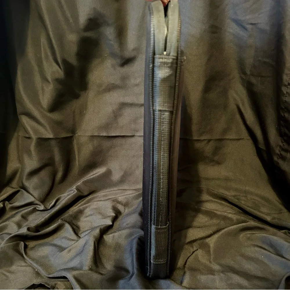 KENSINGTON LAPTOP SLEEVE - Picture 5 of 7